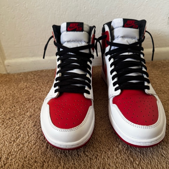 Air Jordan 1 Retro High OG ‘Heritage’ - Picture 2 of 5